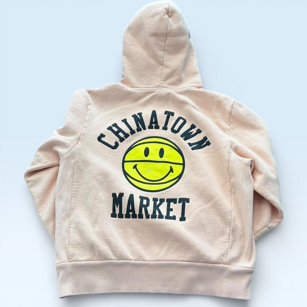 Chinatown Market Hoodie Sweatshirt Mens Medium Pink Smiley Graphic Pullover